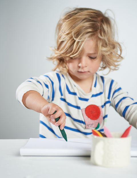 Beeswax crayons - triangle