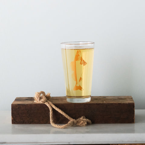 Walleye fish pint glass