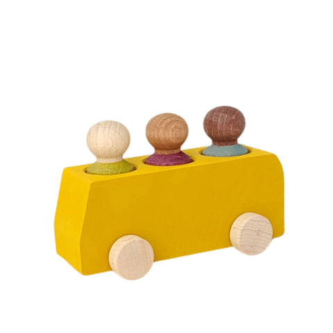 Lubulona Yellow Bus with 3 Figures