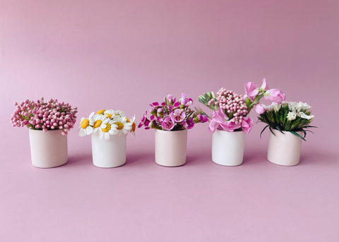 Tiny Pot - White
