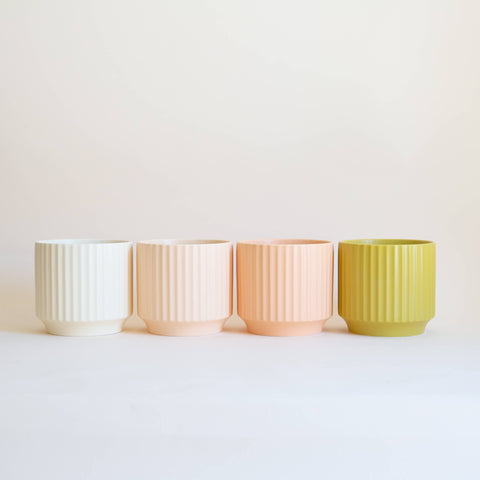 Monroe Pot - Vanilla: 6.75 inch
