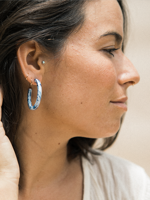 Nora Medium Hoop Earrings: Ocean