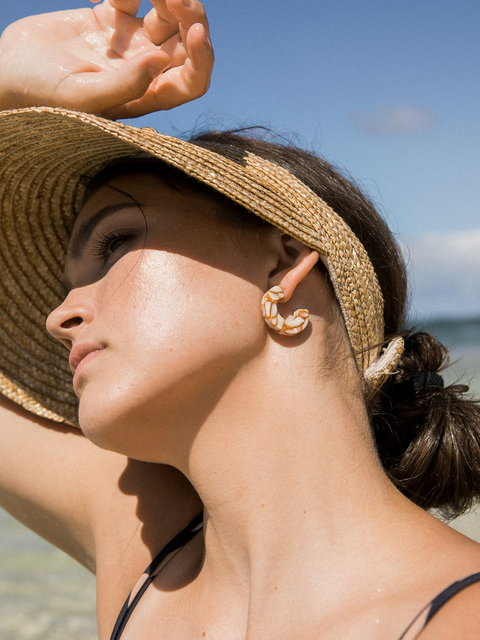 Ray Chunky Hoop Earrings: Tiger Green