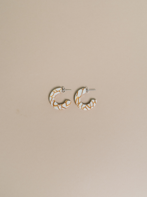 Ray Chunky Hoop Earrings: Tiger Green