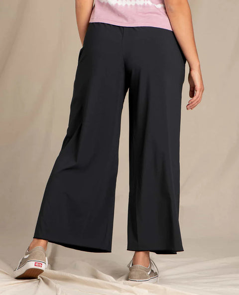 Toad & Co Sunkissed Wide Leg Pant, Women's pants in solid black, recycled fibers, bluesign certified.